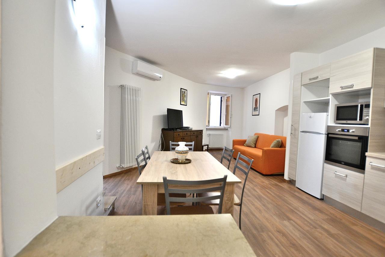 Apartment Del Pescatore Torri Del Benaco Buitenkant foto