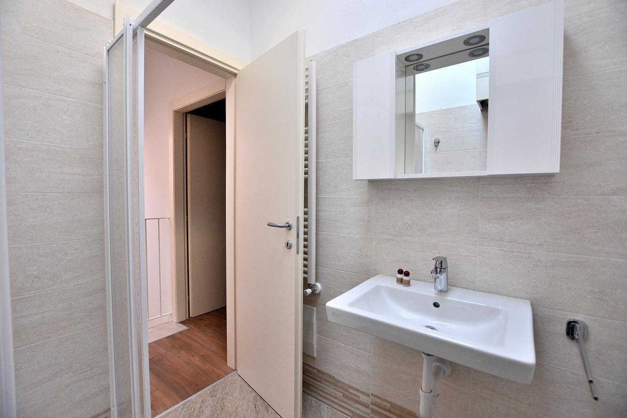 Apartment Del Pescatore Torri Del Benaco Buitenkant foto