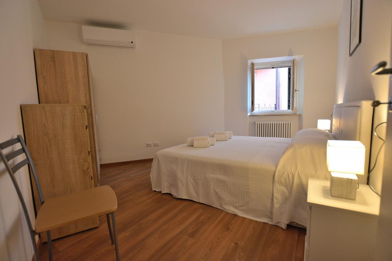 Apartment Del Pescatore Torri Del Benaco Buitenkant foto