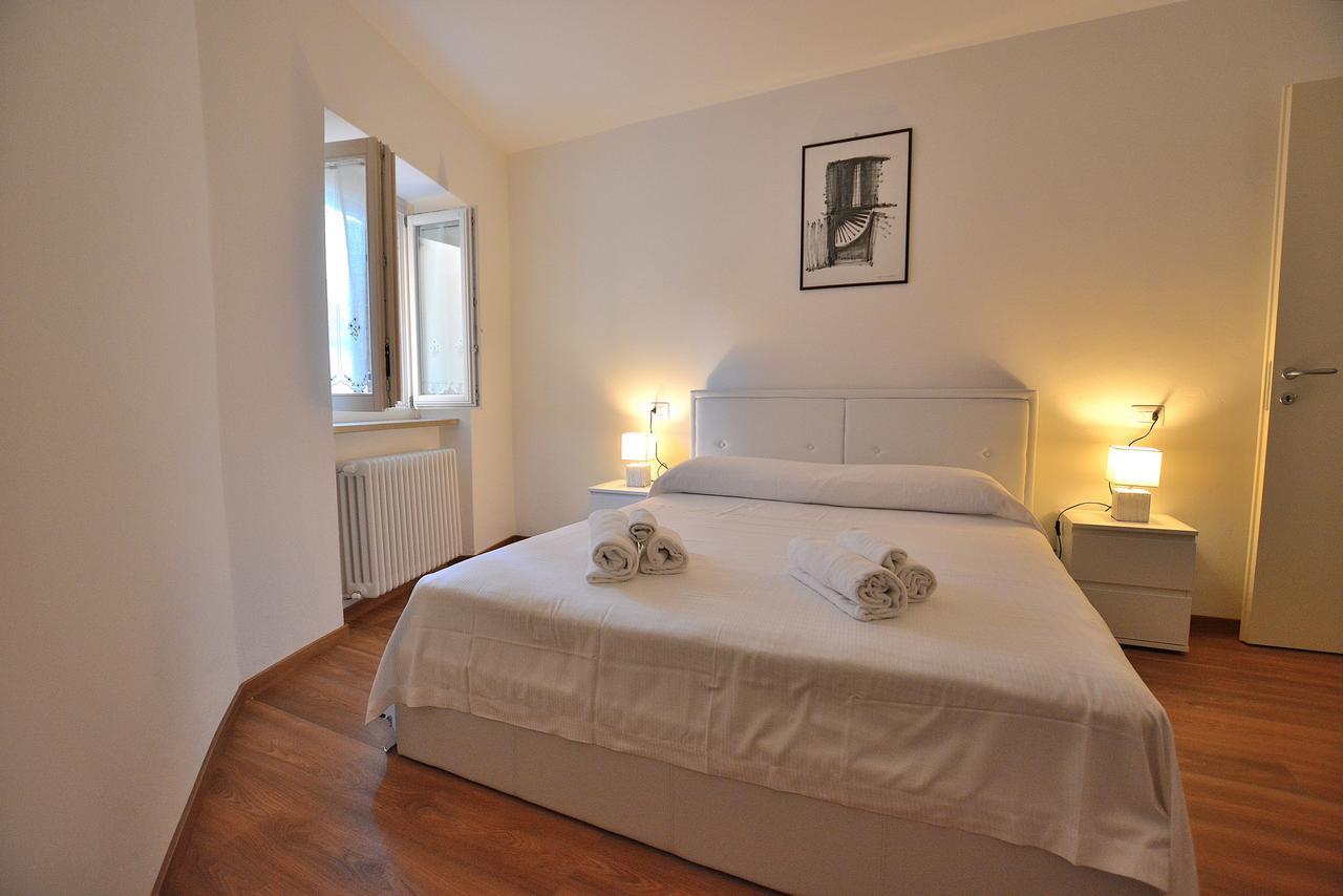 Apartment Del Pescatore Torri Del Benaco Buitenkant foto