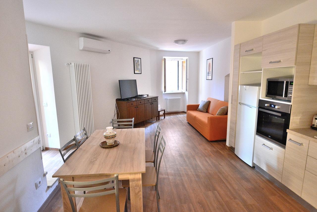 Apartment Del Pescatore Torri Del Benaco Buitenkant foto