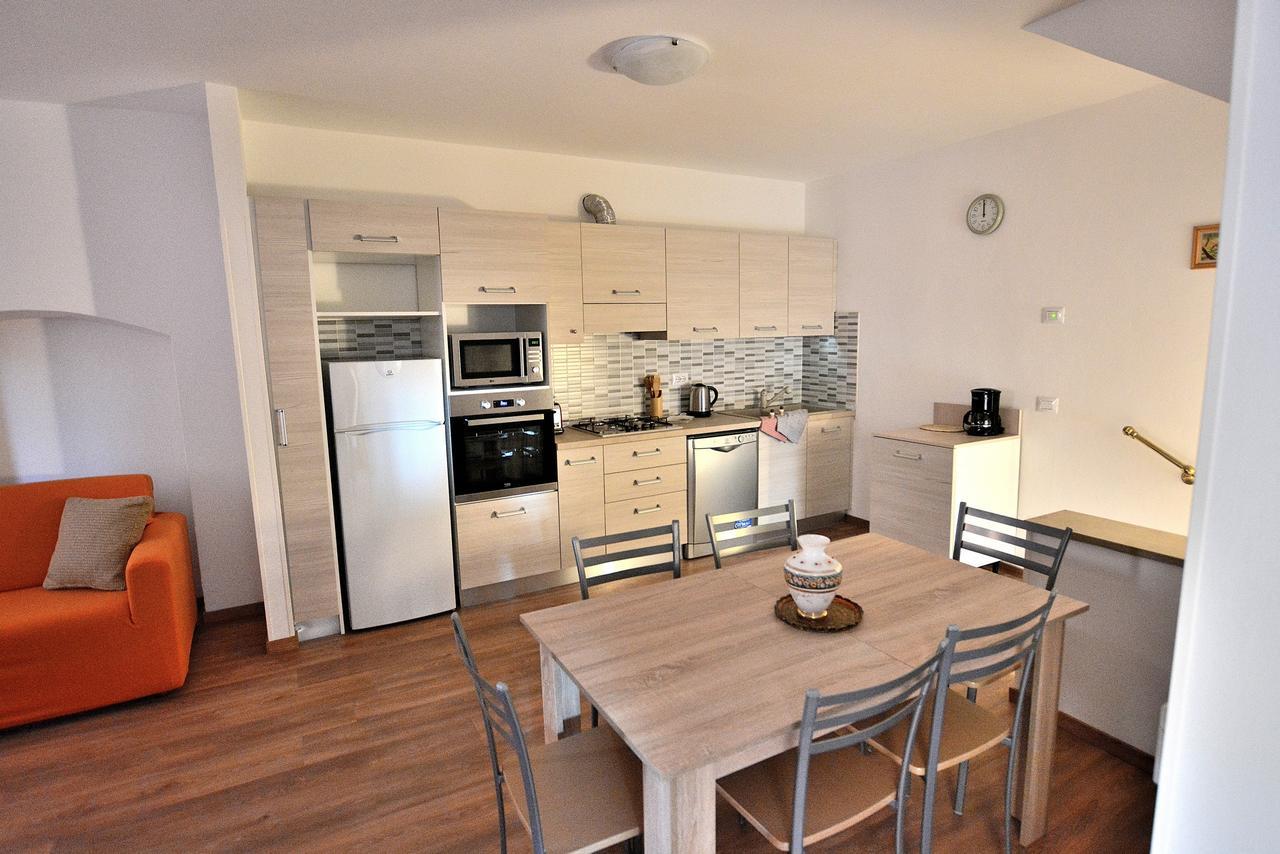 Apartment Del Pescatore Torri Del Benaco Buitenkant foto